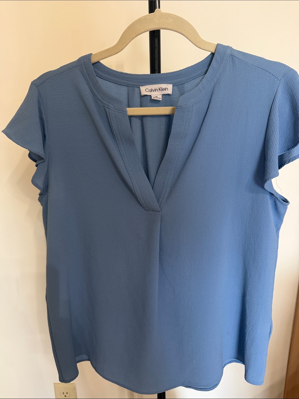 Calvin Klein Sky Blue Split V-Neck Flutter Sleeve Top